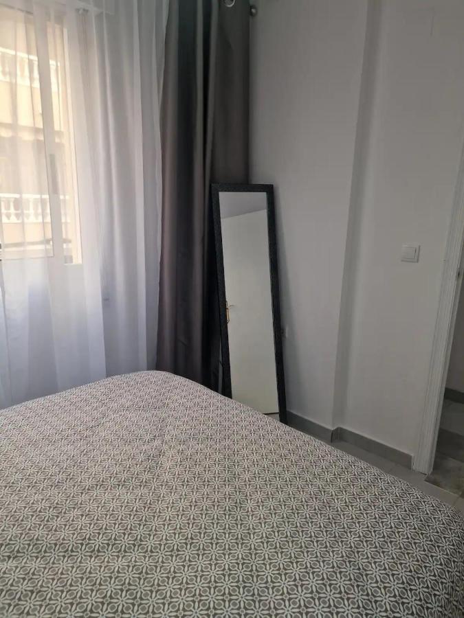 Almudena Apartments Torrevieja Luaran gambar